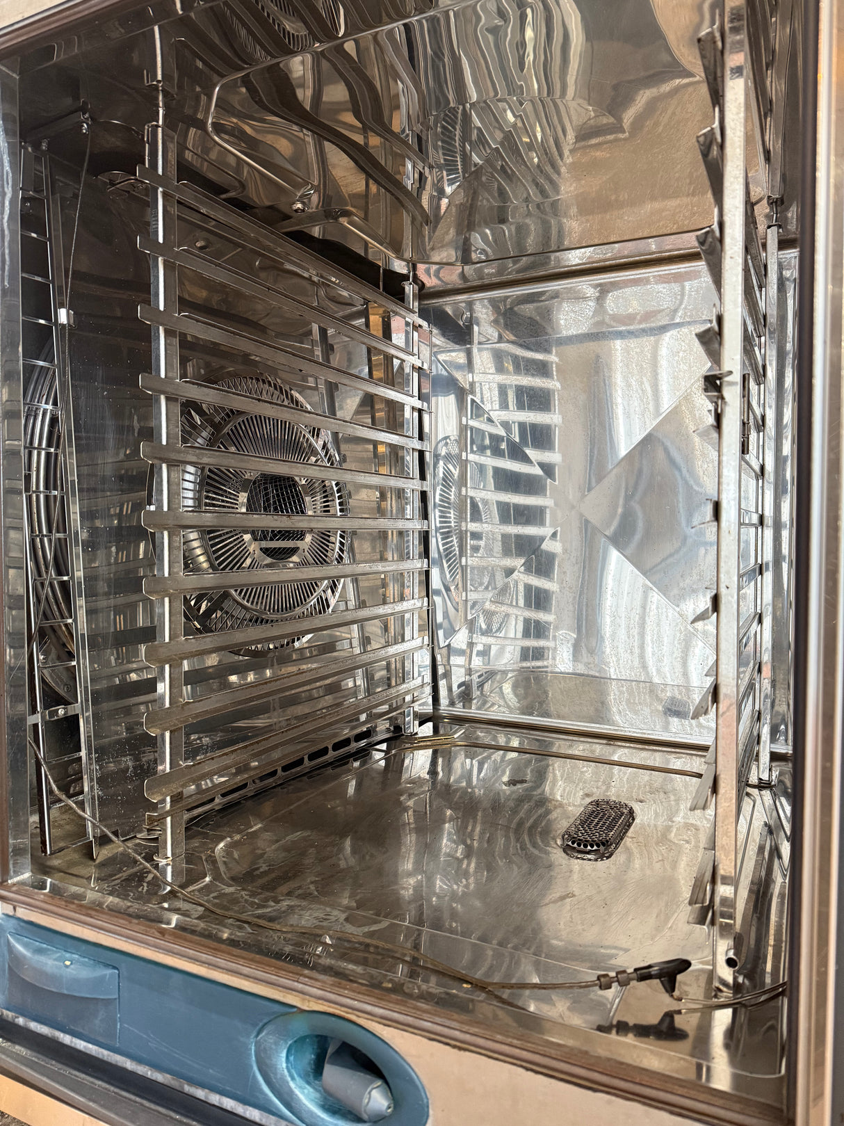 Rational SelfCookingCenter® WhiteEfficiency - 10 x 2/1 GN - Electric