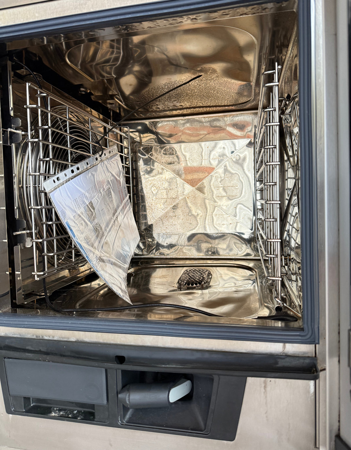 Rental Rational SelfCookingCenter® White Efficiency XS Electric