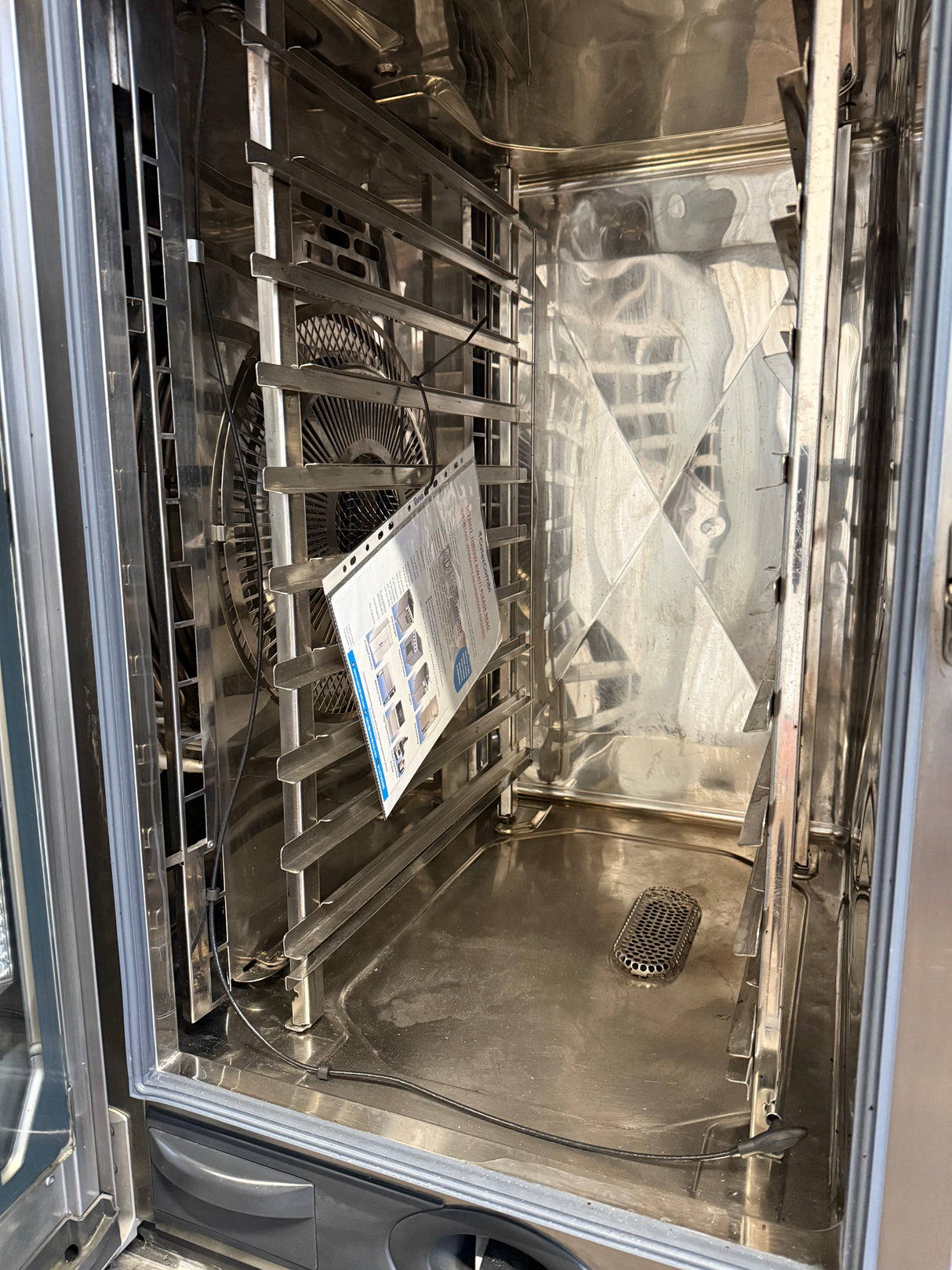 Rational SCC WE 10 Grid Electric (Reverse Hinge)