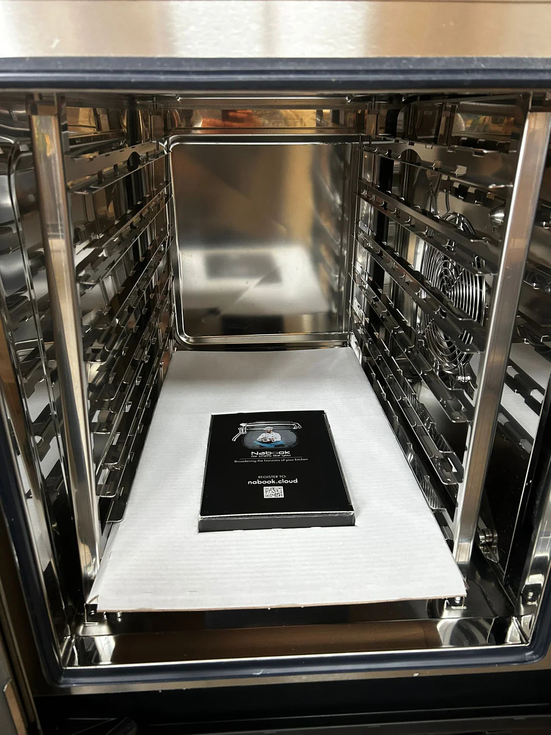 B-Grade - Lainox Naboo 6 Grid Combi Oven - Gas