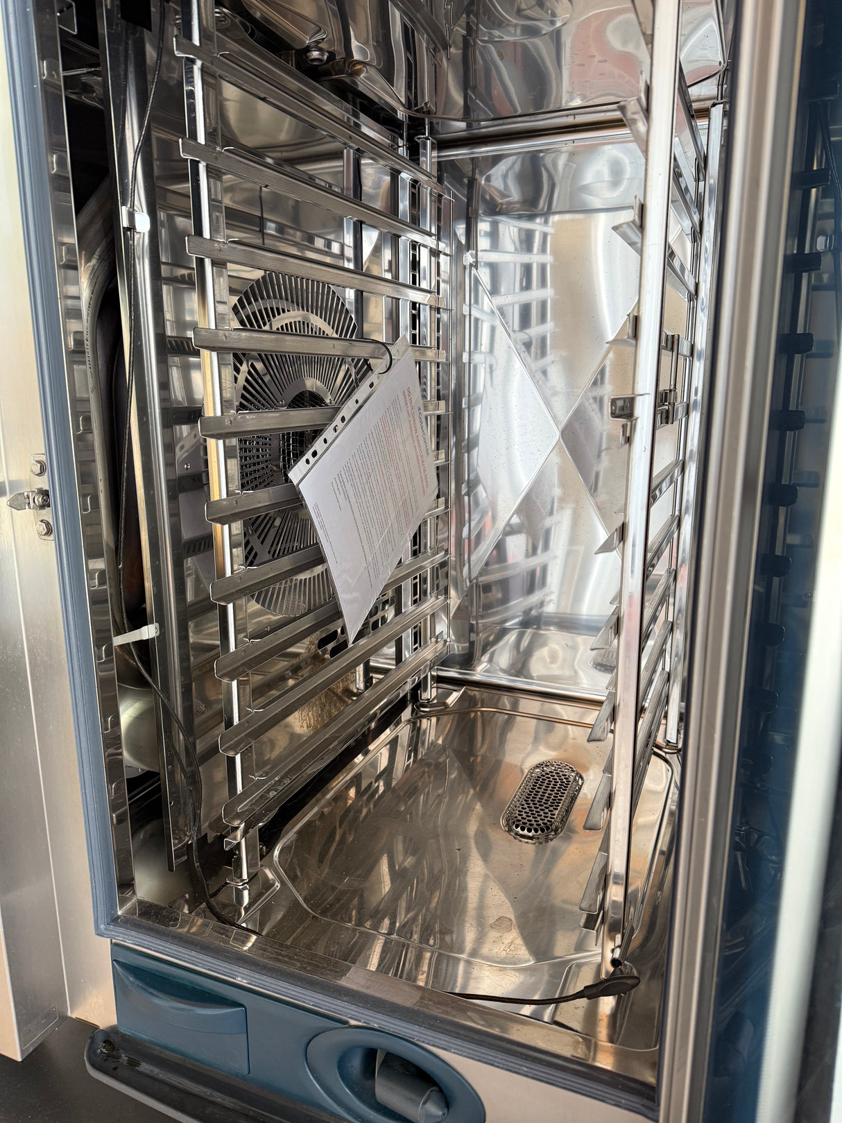 Rational SCC WE 10 Grid Gas Rational SCC WE 10 Grid Gas With Care Control & UG2 Stand